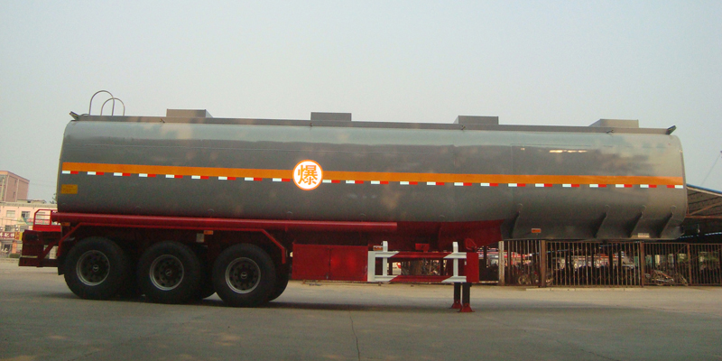 8000 Gallon Fuel Tanker Trailer for Sale